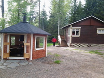 Grillikatos  rannalta päin-