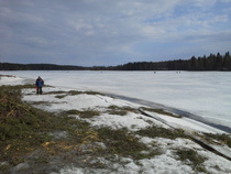 Rannat oli paikoin auki mutta jäätä n.50cm
